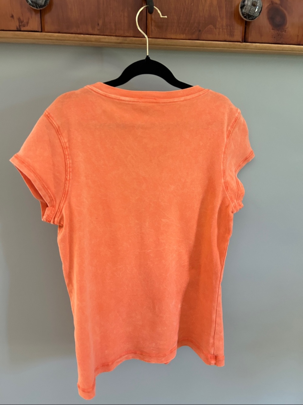 V neck T-shirt - Picture 2 of 4